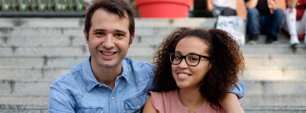 We help couples to be together in Australia.